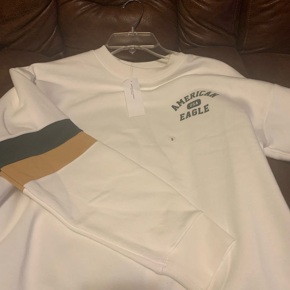 American Eagle Sweatshirt